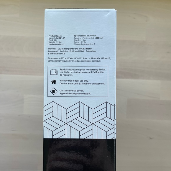 NIB Short Stories LED Indoor Planter Herb Grow Light from Fab Fit Fun - Picture 3 of 4